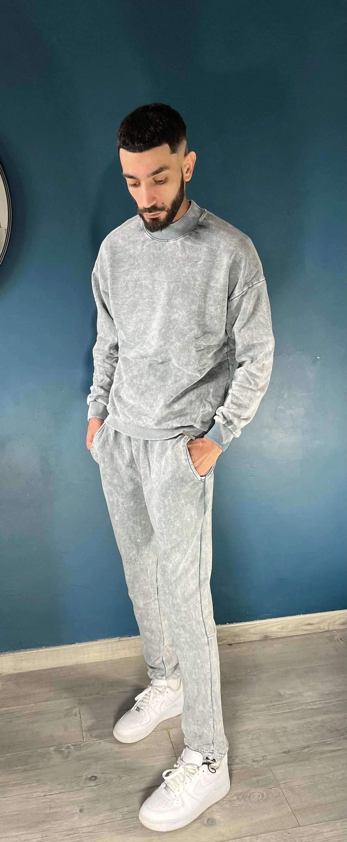 Ensemble "MOOD" - GRIS (Pull/Jogging) THE ONE STORE